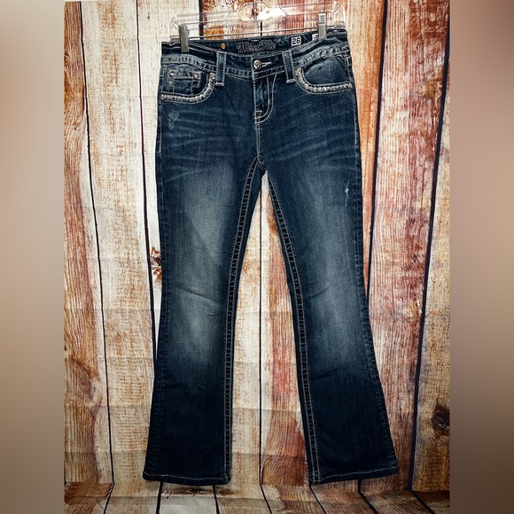 Miss Me relaxed boot jeans size 26 - Picture 1 of 12